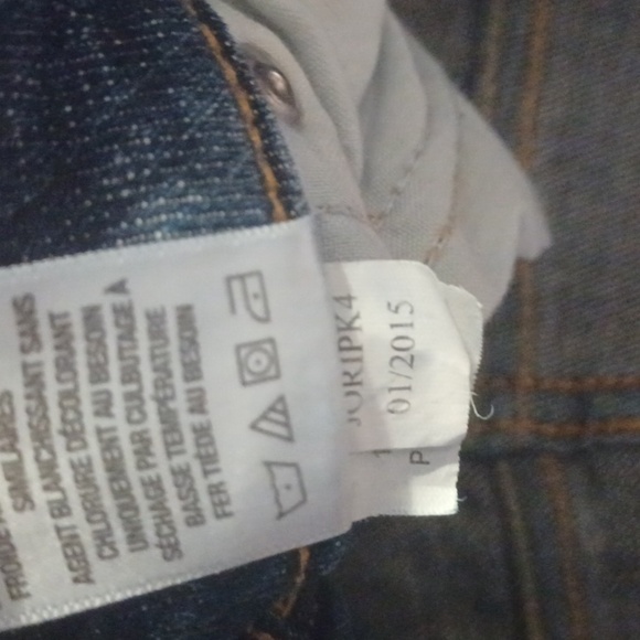 AEROPOSTALE distressed cutoff shorts, size 0. Great cutoff look for summer. - Picture 5 of 5